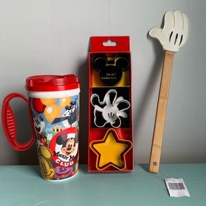 ❗️MOVING SALE❗️ DISNEY Mickey Kitchen Bundle